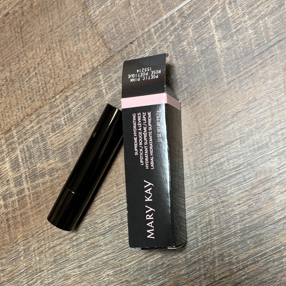 Mary Kay Supreme Hydrating Lipstick Poetic Pink NIB